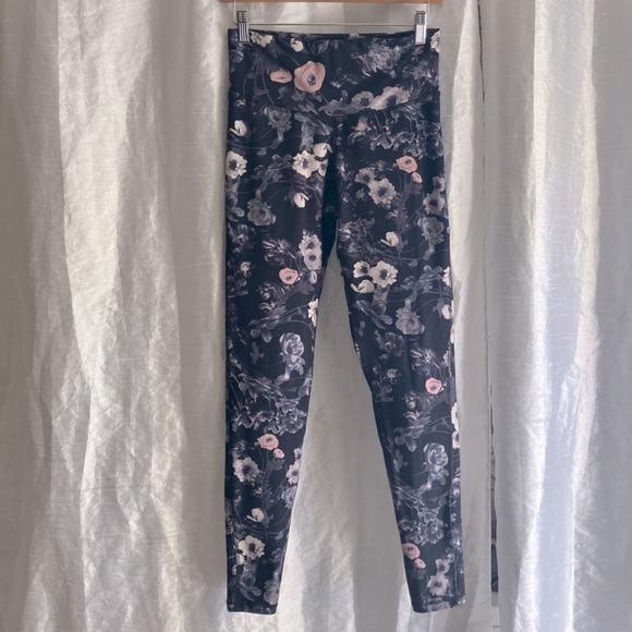 CHAMPION FLORAL PRINT YOGA LEGGING PANTS SIZE M EUC - Picture 1 of 5